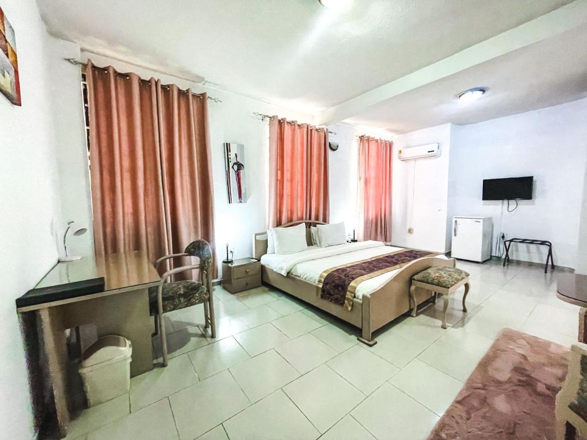 Hill View Hotel Mccarthy Hills Botianaw Екстер'єр фото