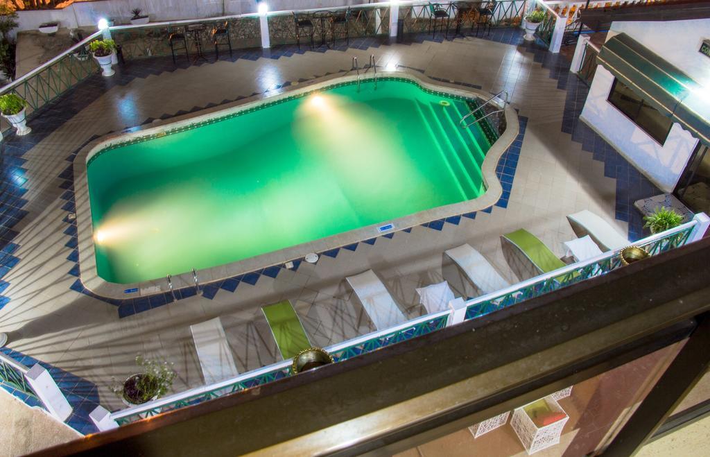Hill View Hotel Mccarthy Hills Botianaw Екстер'єр фото