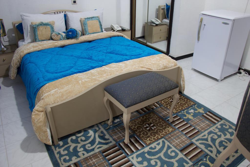 Hill View Hotel Mccarthy Hills Botianaw Екстер'єр фото