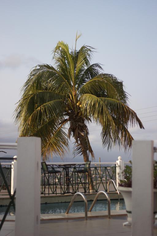 Hill View Hotel Mccarthy Hills Botianaw Екстер'єр фото